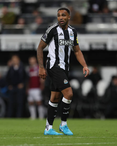 现得更加自 现得更加自