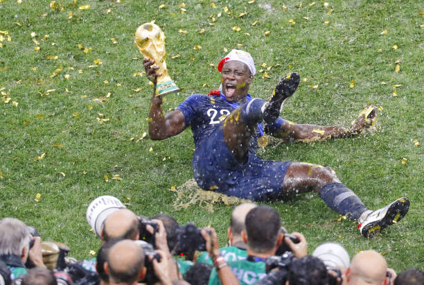 她因伤退出 她因伤退出