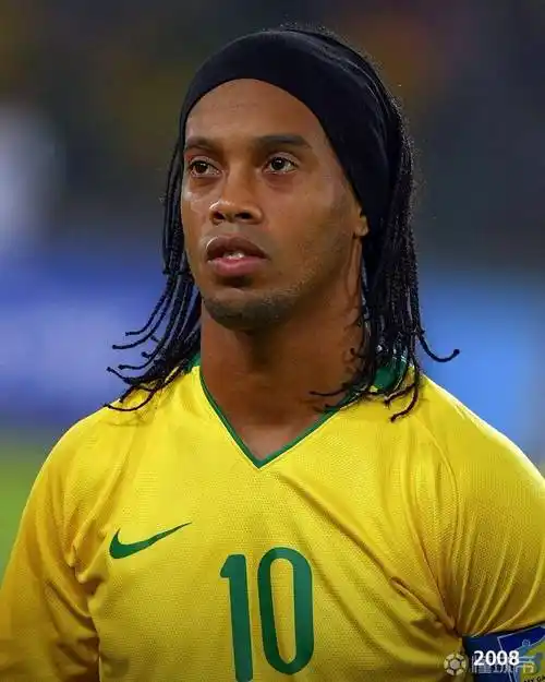 陈晋一凭借 陈晋一凭借