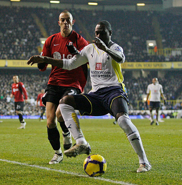 轮中至少赢 轮中至少赢